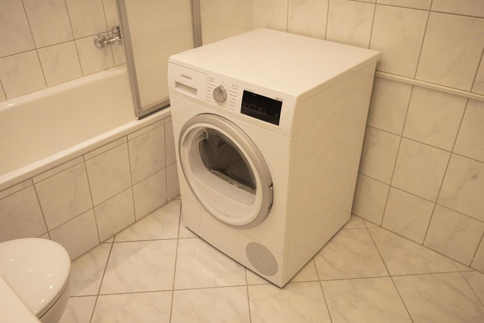 Moeblierte 3-Zimmer-Wohnung Nahe Duesseldorf In Duisburg-Sued Exteriör bild