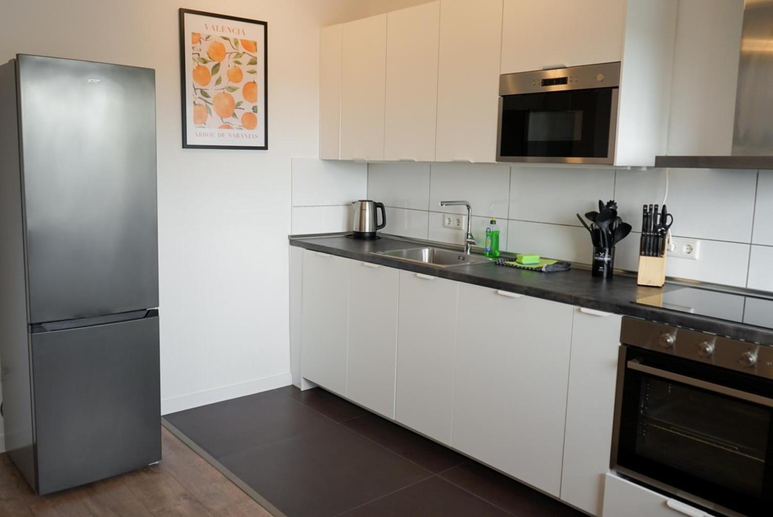 Moeblierte 3-Zimmer-Wohnung Nahe Duesseldorf In Duisburg-Sued Exteriör bild