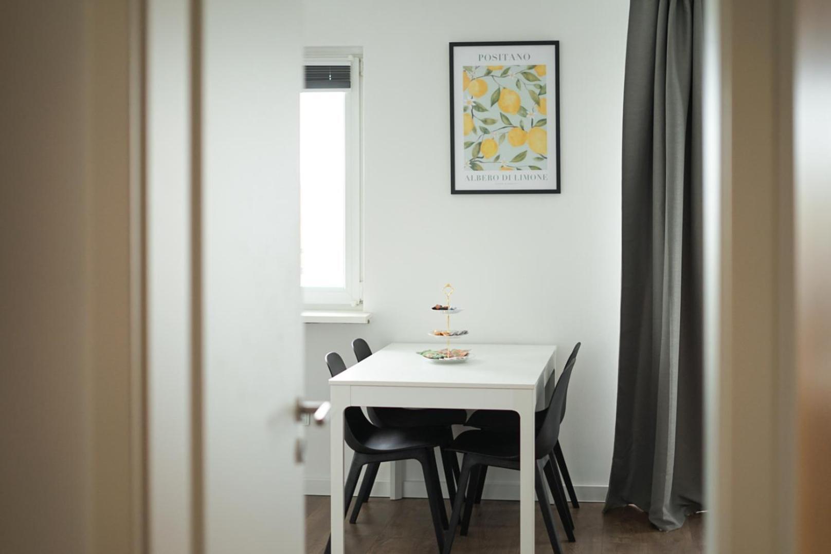 Moeblierte 3-Zimmer-Wohnung Nahe Duesseldorf In Duisburg-Sued Exteriör bild