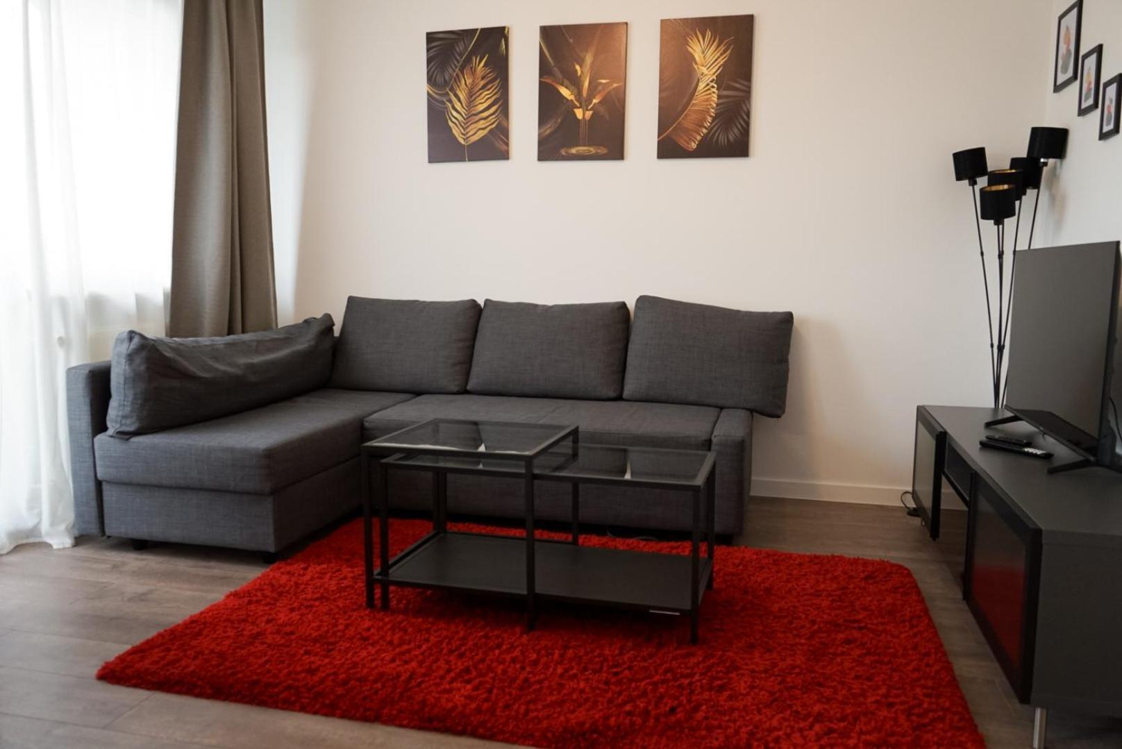 Moeblierte 3-Zimmer-Wohnung Nahe Duesseldorf In Duisburg-Sued Exteriör bild